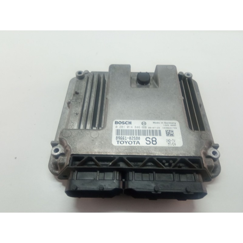 Recambio de centralita motor para toyota auris 1.4 d4d 90cv 3p referencia OEM IAM 8966102S80  