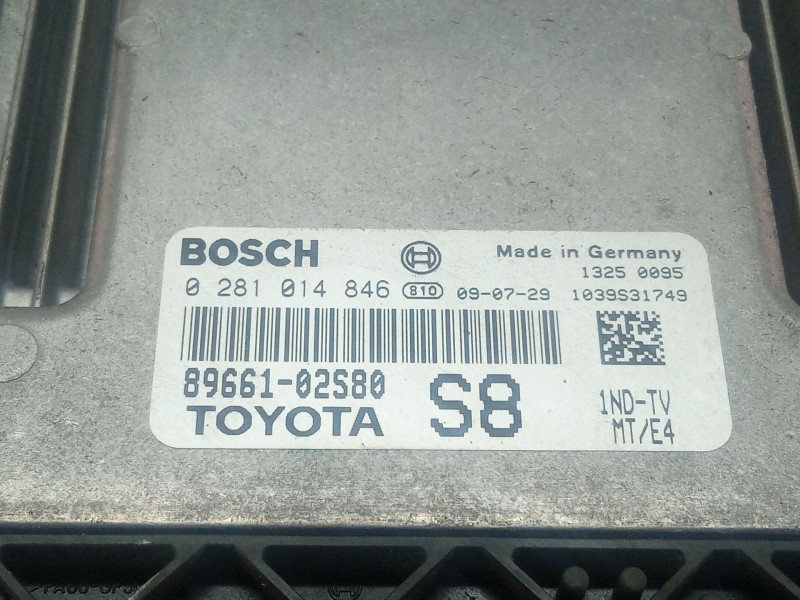 Recambio de centralita motor para toyota auris 1.4 d4d 90cv 3p referencia OEM IAM 8966102S80  