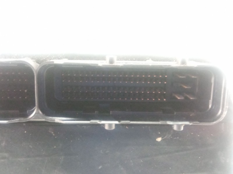 Recambio de centralita motor para toyota auris 1.4 d4d 90cv 3p referencia OEM IAM 8966102S80  