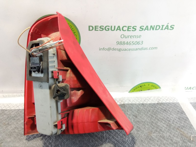 Recambio de piloto trasero derecho para renault clio referencia OEM IAM 8200071414 89023923 