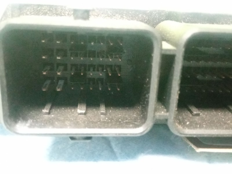 Recambio de centralita motor para peugeot 207 referencia OEM IAM 9662212480  0281012467