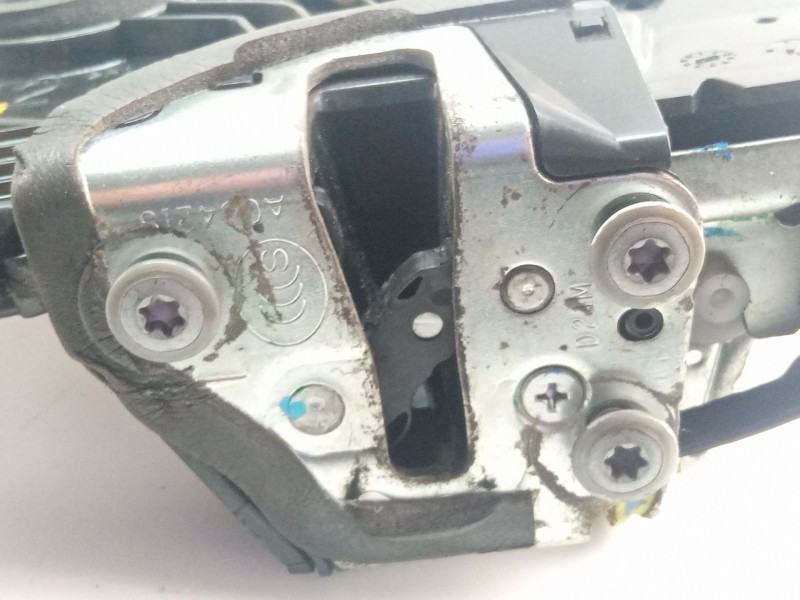 Recambio de cerradura puerta delantera izquierda para toyota verso 1.5d 110cv referencia OEM IAM A084219  