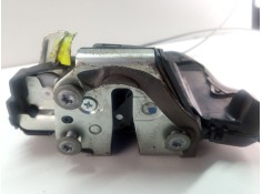 Recambio de cerradura puerta delantera izquierda para toyota auris 1.4 d4d 90cv 3p referencia OEM IAM A046693   2