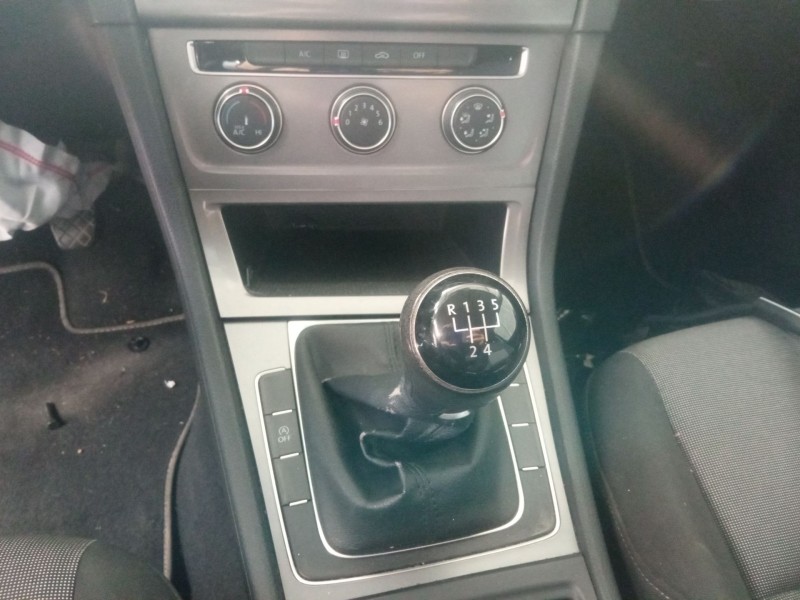 volkswagen golf del año 2013