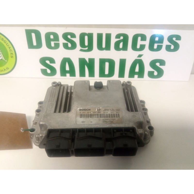 Recambio de centralita motor para renault scenic referencia OEM IAM 8200527725  0281012589