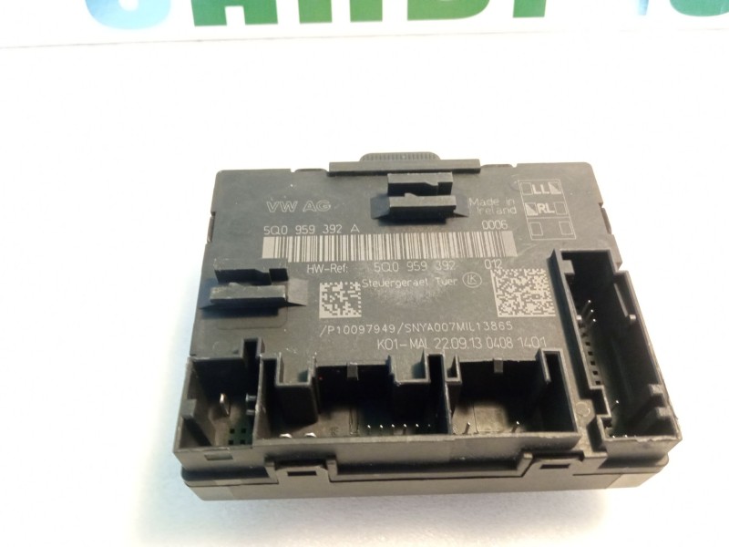 Recambio de modulo control puerta para volkswagen golf golf 1.6 tdi, 105 cv/77 kw, clha referencia OEM IAM 5Q0959392A  