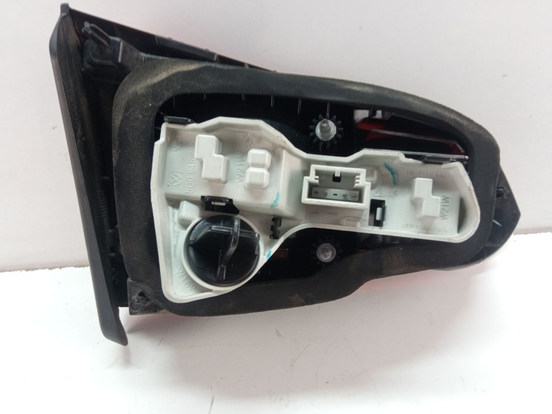 Recambio de piloto porton trasero derecho para volkswagen golf golf 1.6 tdi, 105 cv/77 kw, clha referencia OEM IAM 5G0945094AC  