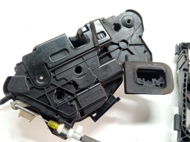 Recambio de cerradura puerta delantera izquierda para volkswagen golf golf 1.6 tdi, 105 cv/77 kw, clha referencia OEM IAM 5K1837
