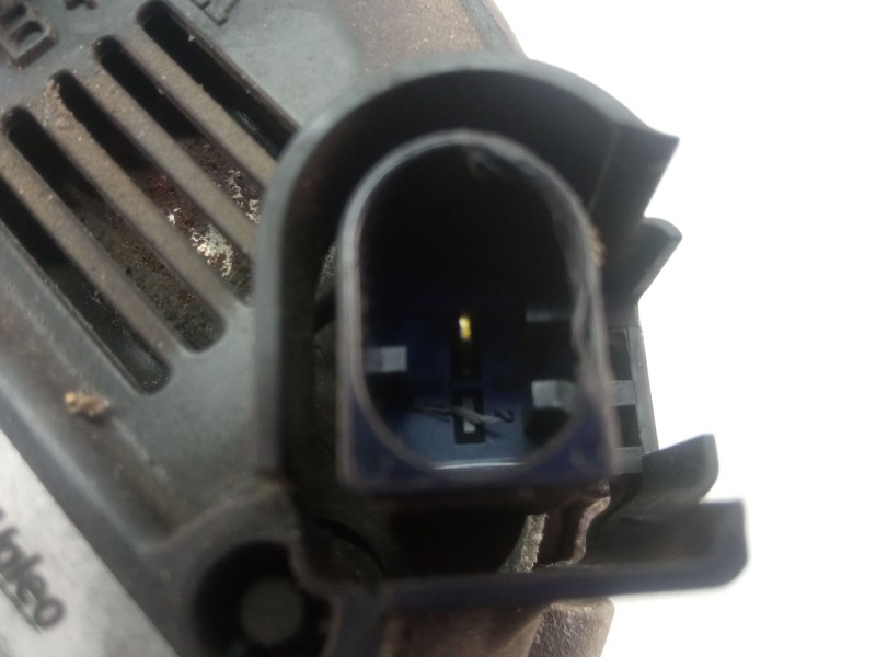 Recambio de alternador para volkswagen golf golf 1.6 tdi, 105 cv/77 kw, clha referencia OEM IAM 03L903023L  