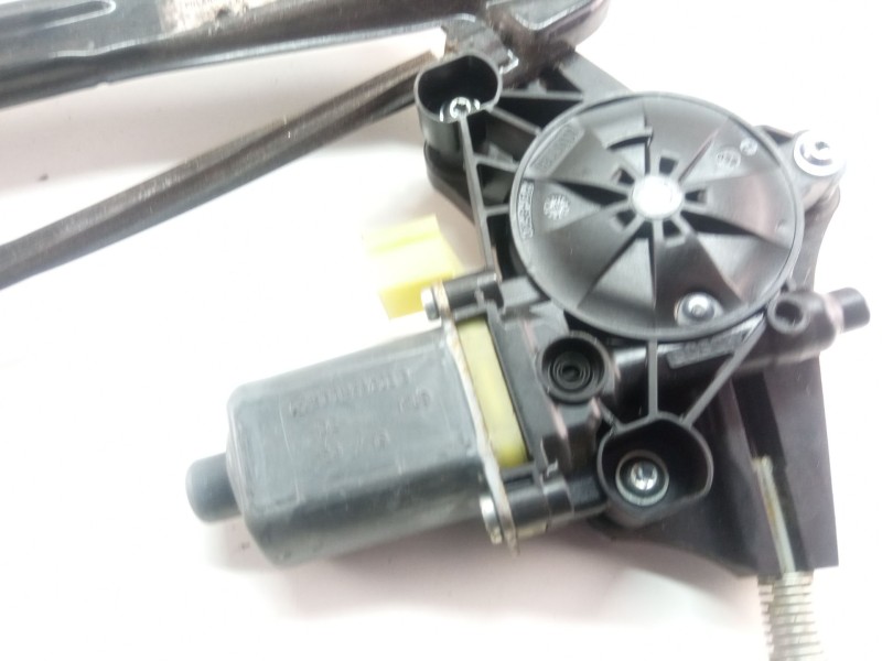 Recambio de elevalunas delantero derecho para volkswagen golf golf 1.6 tdi, 105 cv/77 kw, clha referencia OEM IAM S8502021000130