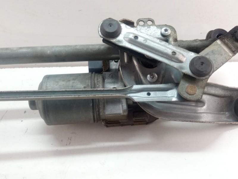 Recambio de motor limpiaparabrisas delantero para volkswagen golf golf 1.6 tdi, 105 cv/77 kw, clha referencia OEM IAM 3397021672