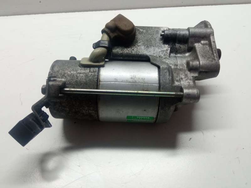 Recambio de motor arranque para toyota corolla referencia OEM IAM 2810033080  4280002730