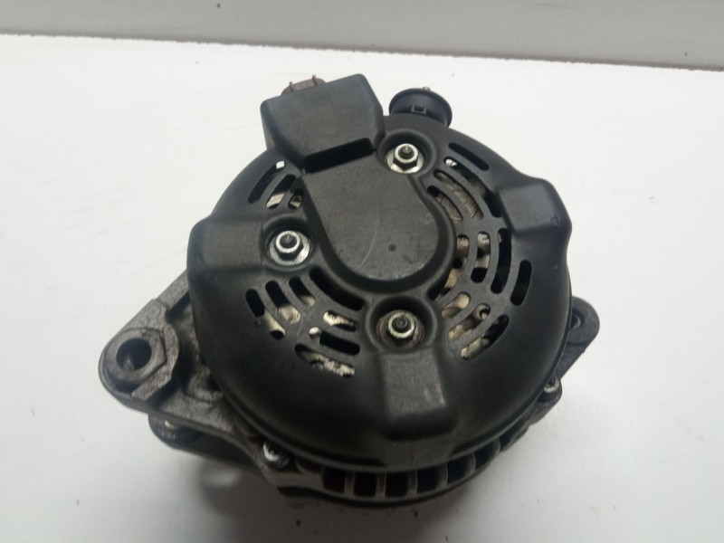 Recambio de alternador para toyota corolla referencia OEM IAM 270603307284  9664219410