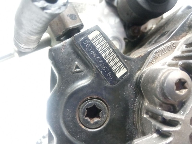 Recambio de bomba alta presion para toyota corolla referencia OEM IAM 0445010105  