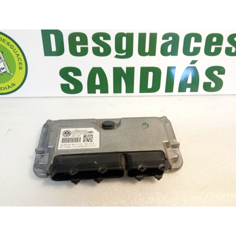 Recambio de centralita motor para seat ibiza referencia OEM IAM 03c906024cd  