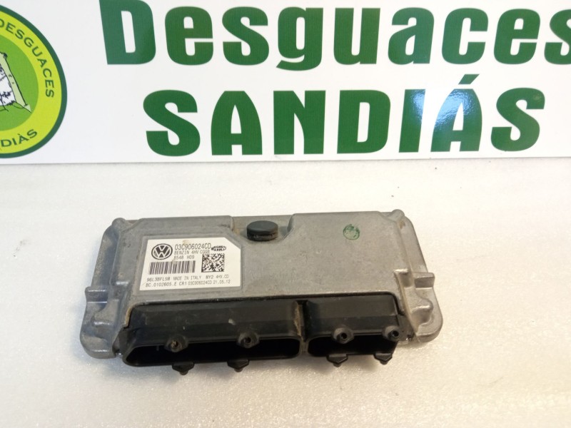 Recambio de centralita motor para seat ibiza referencia OEM IAM 03c906024cd  