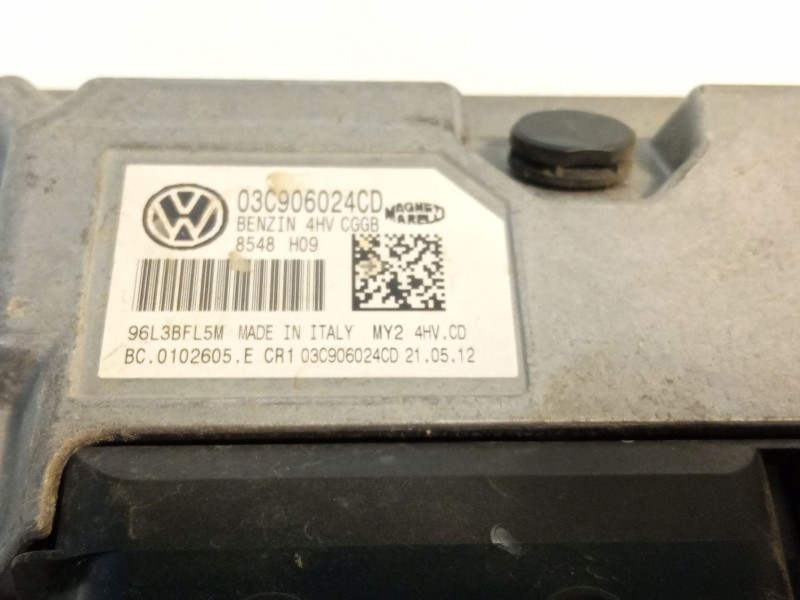 Recambio de centralita motor para seat ibiza referencia OEM IAM 03c906024cd  