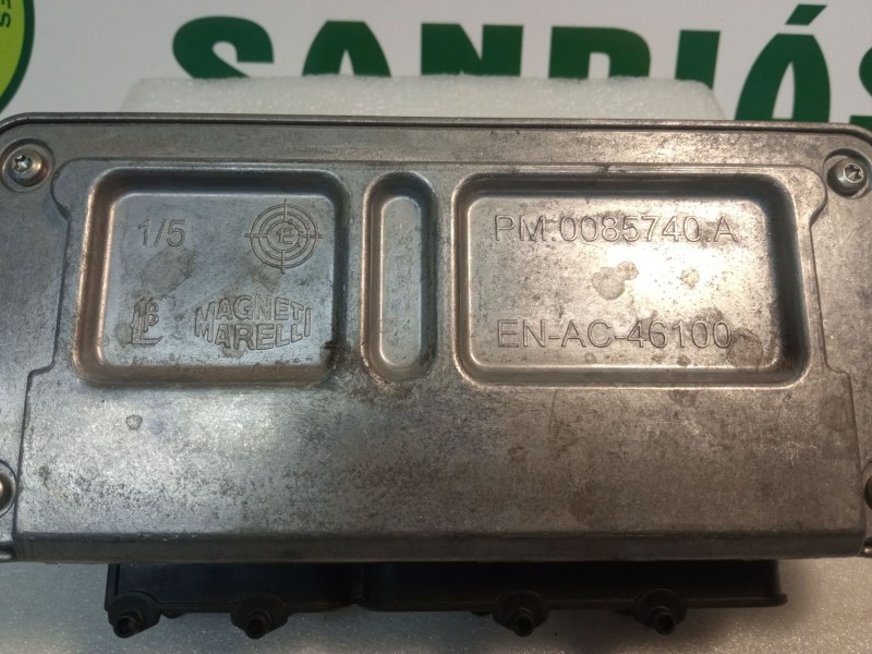 Recambio de centralita motor para seat ibiza referencia OEM IAM 03c906024cd  