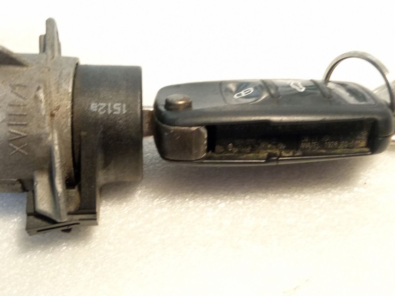 Recambio de conmutador de arranque para seat ibiza referencia OEM IAM 6R0905865  