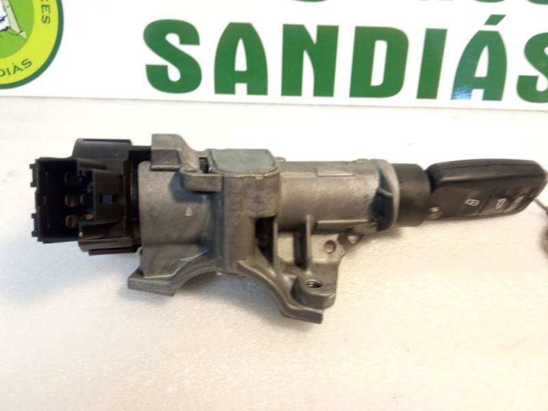 Recambio de conmutador de arranque para seat ibiza referencia OEM IAM 6R0905865  
