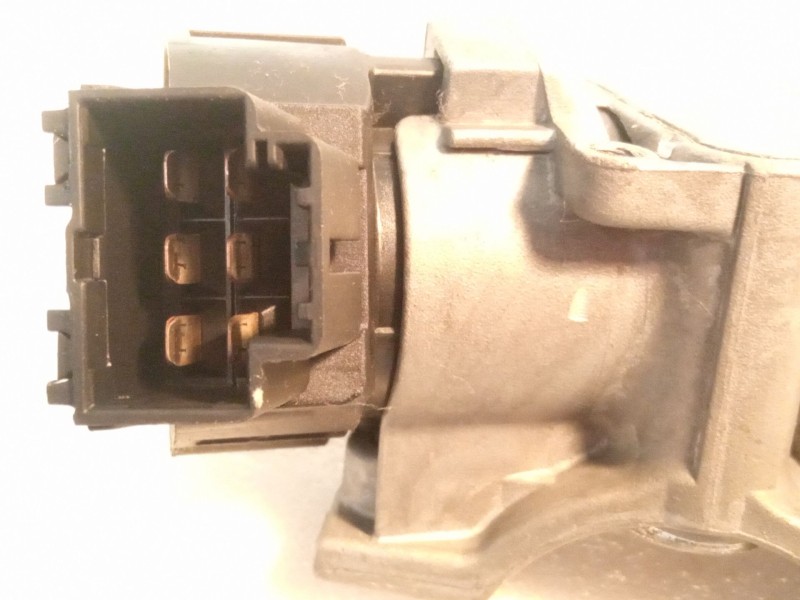 Recambio de conmutador de arranque para seat ibiza referencia OEM IAM 6R0905865  