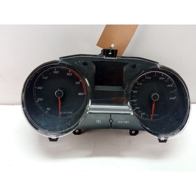 Recambio de cuenta kilometros para seat ibiza referencia OEM IAM 6J0920804K  