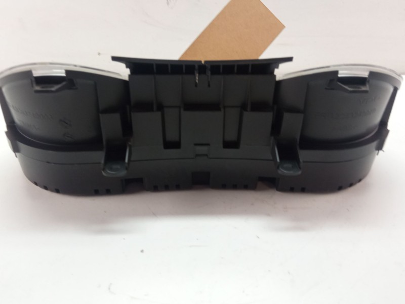 Recambio de cuenta kilometros para seat ibiza referencia OEM IAM 6J0920804K  