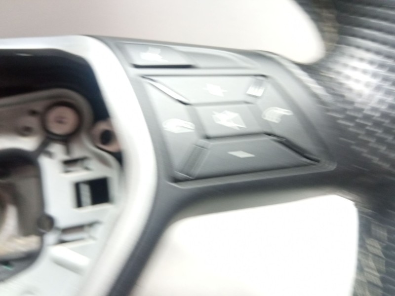 Recambio de volante (sin airbag) para mercedes-benz a 200 cdi w176 referencia OEM IAM A2184601918  