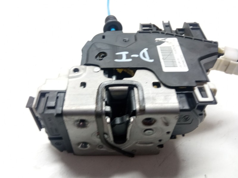 Recambio de cerradura puerta delantera izquierda para mercedes-benz a 200 cdi w176 referencia OEM IAM 01150181002  