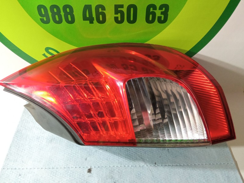 Recambio de piloto trasero derecho para renault gran scenic referencia OEM IAM   