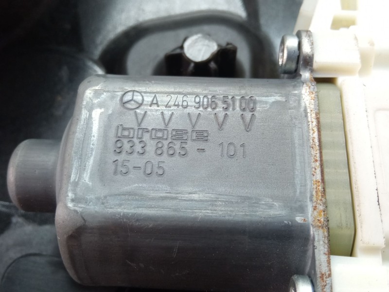 Recambio de elevalunas delantero izquierdo para mercedes-benz a 200 cdi w176 referencia OEM IAM 928336101  