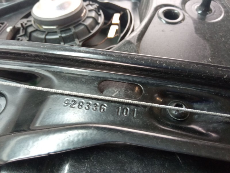 Recambio de elevalunas delantero izquierdo para mercedes-benz a 200 cdi w176 referencia OEM IAM 928336101  