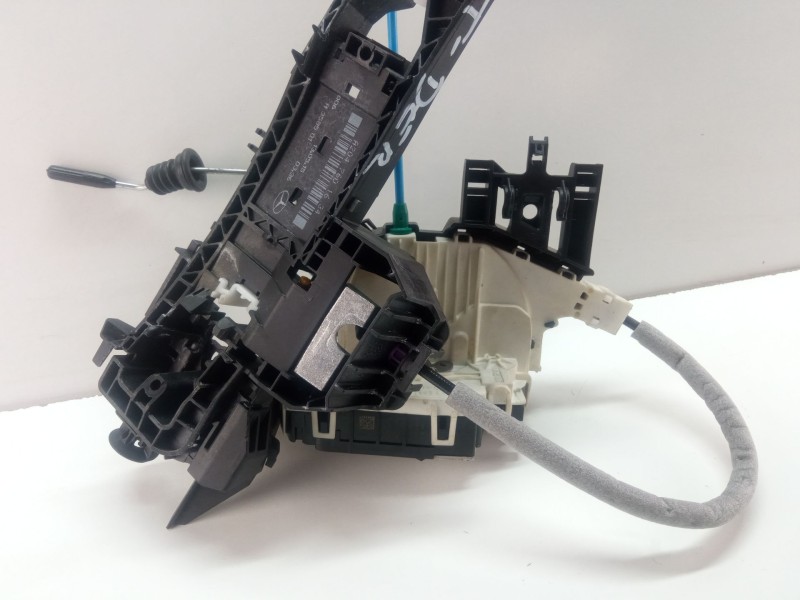 Recambio de cerradura puerta trasera derecha para mercedes-benz a 200 cdi w176 referencia OEM IAM A2047302835  