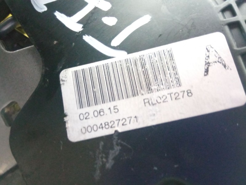 Recambio de cerradura puerta trasera izquierda para mercedes-benz a 200 cdi w176 referencia OEM IAM A2047302735  